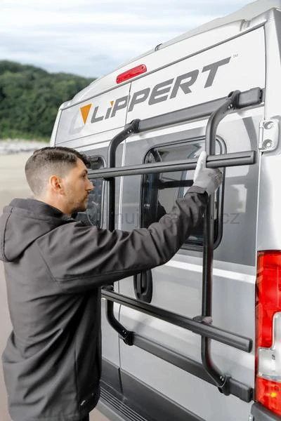 Držák na lyže Lippert R-Skirun