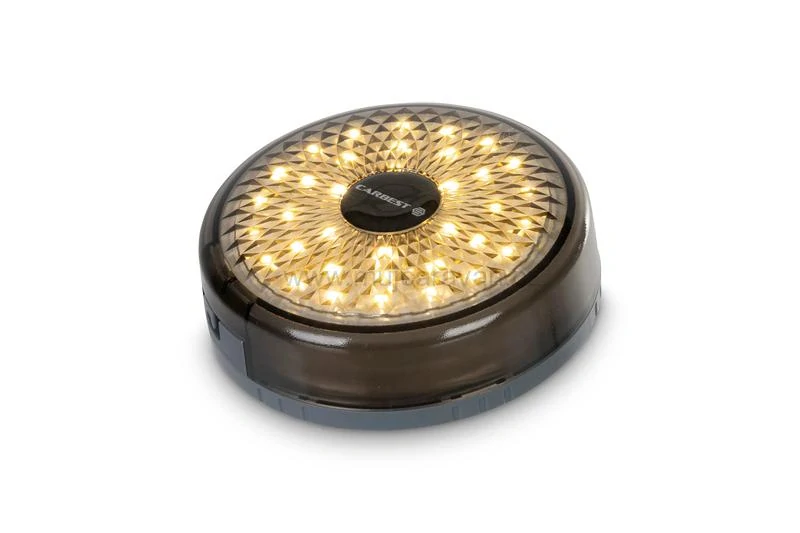 Multifunkční kempingové svítidlo s výsuvným světelným řetězem