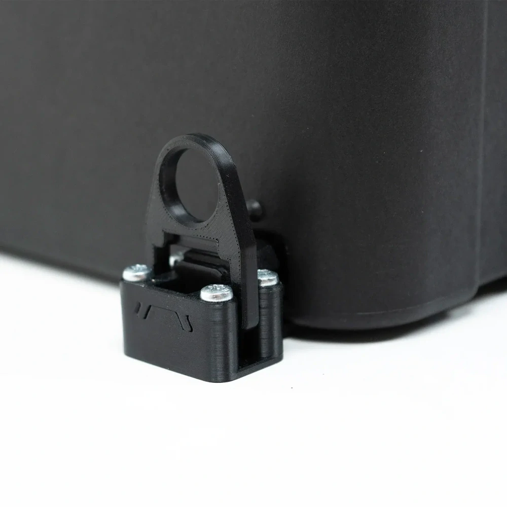 Upevnění do podlahy pro Clesana X1