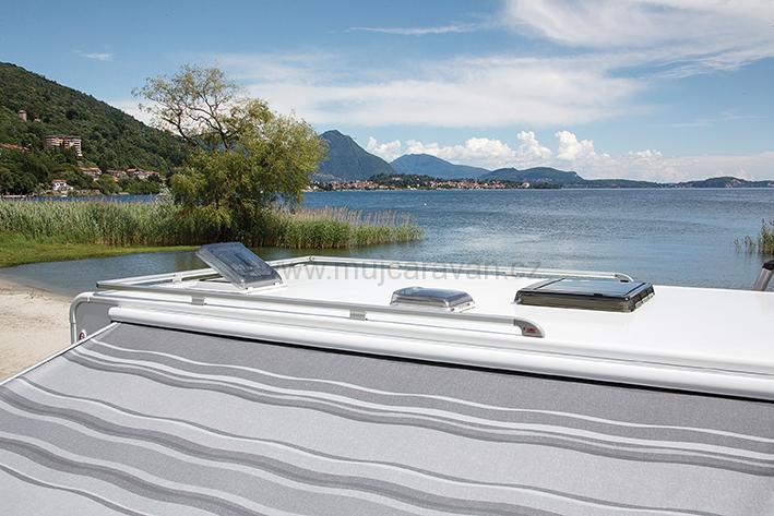 Střešní okno Fiamma Turbo Vent Premium 40 x 40 cm - krystal