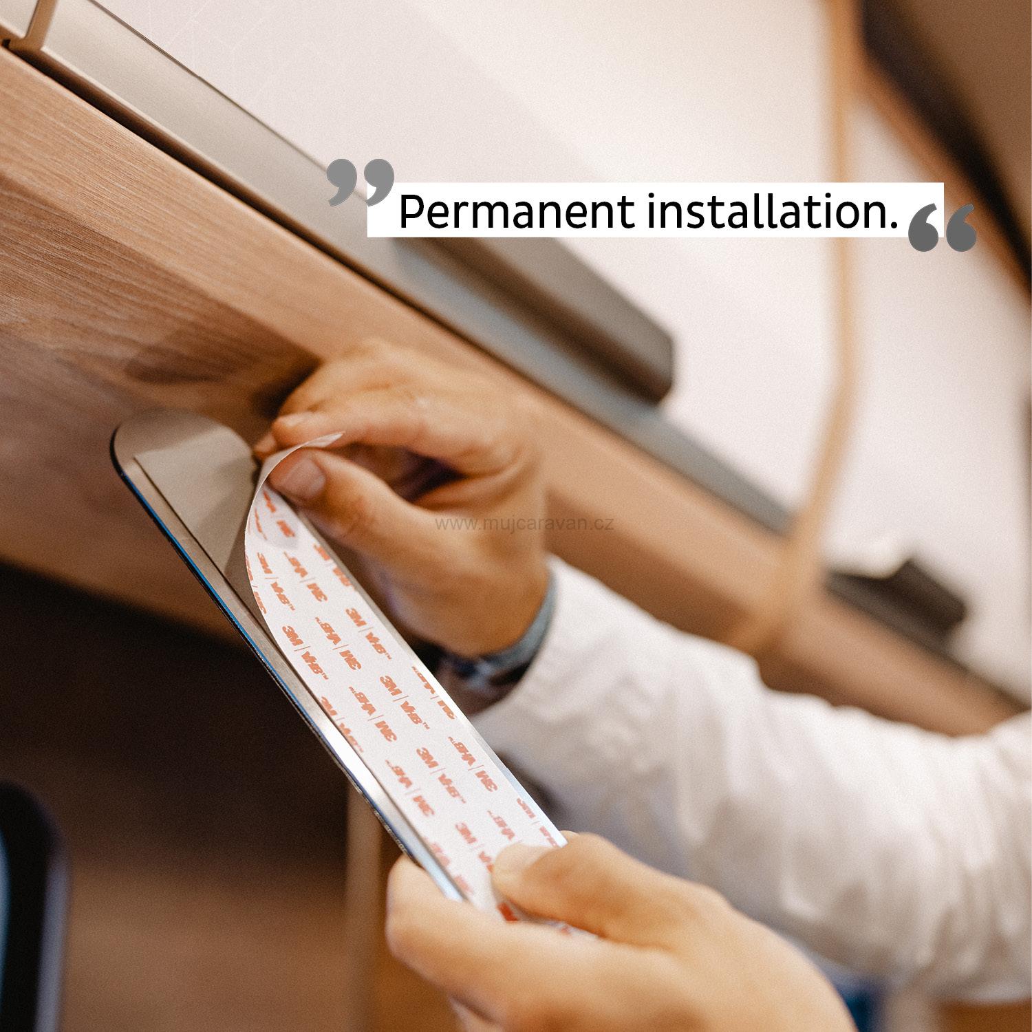 Kovová lišta Silwy 50 x 5 cm - černá