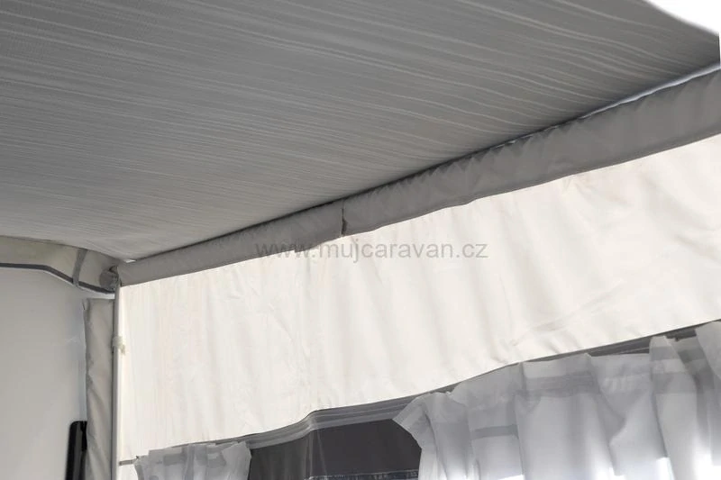 Villa Toulouse Caravan - předstan pro markýzu Thule Omnistor 1200