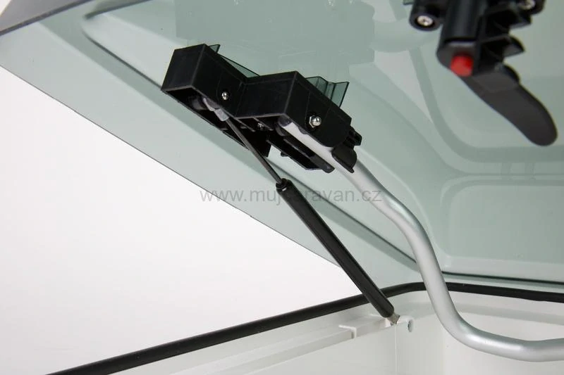 Aerodynamické střešní okno Carbest 40 x 40 cm