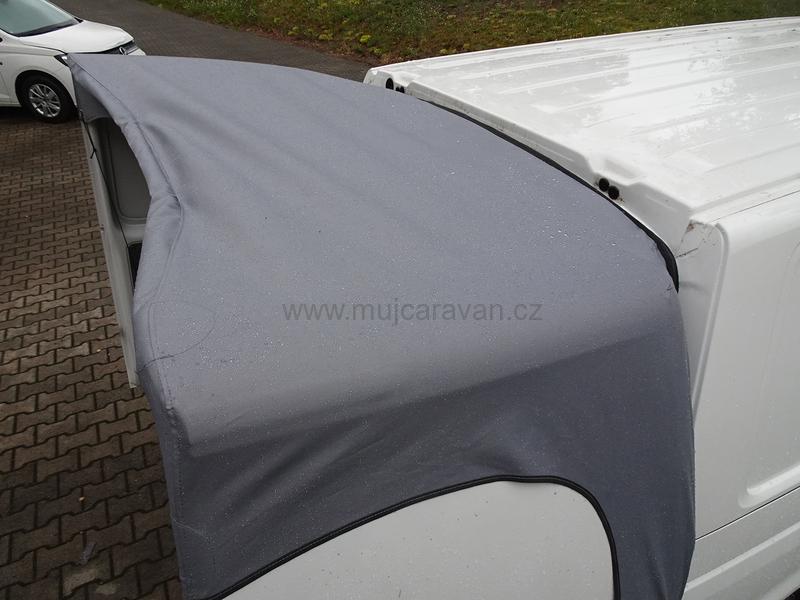 Sluneční střecha na zadní dveře