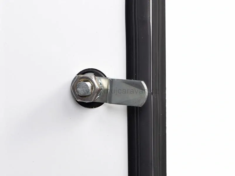 Kompletní servisní dvířka k plynové láhvi