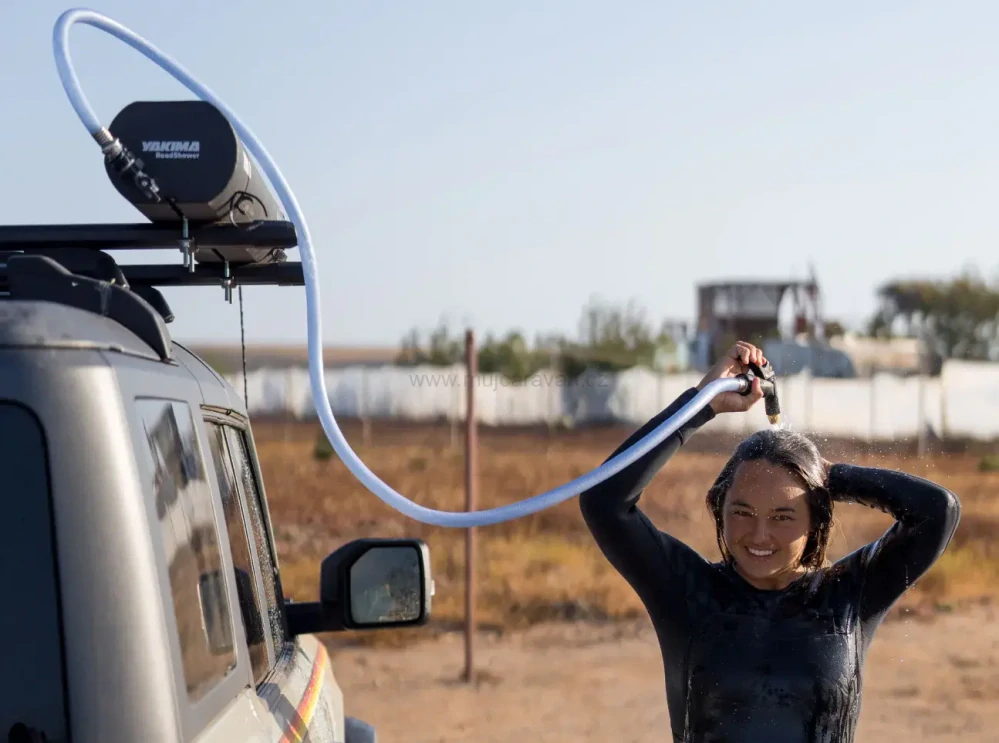 Hliníková solární sprcha RoadShower 26 l na střešní nosič