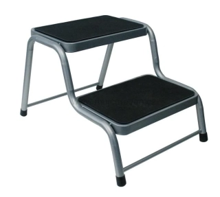 Dvojitý ocelový schůdek