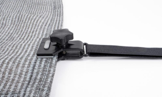 Svorky proti třepetání pro markýzy, sluneční plachty a pod.